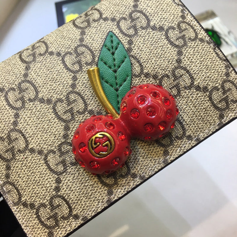 Gucci   Luxury Bags  1367
