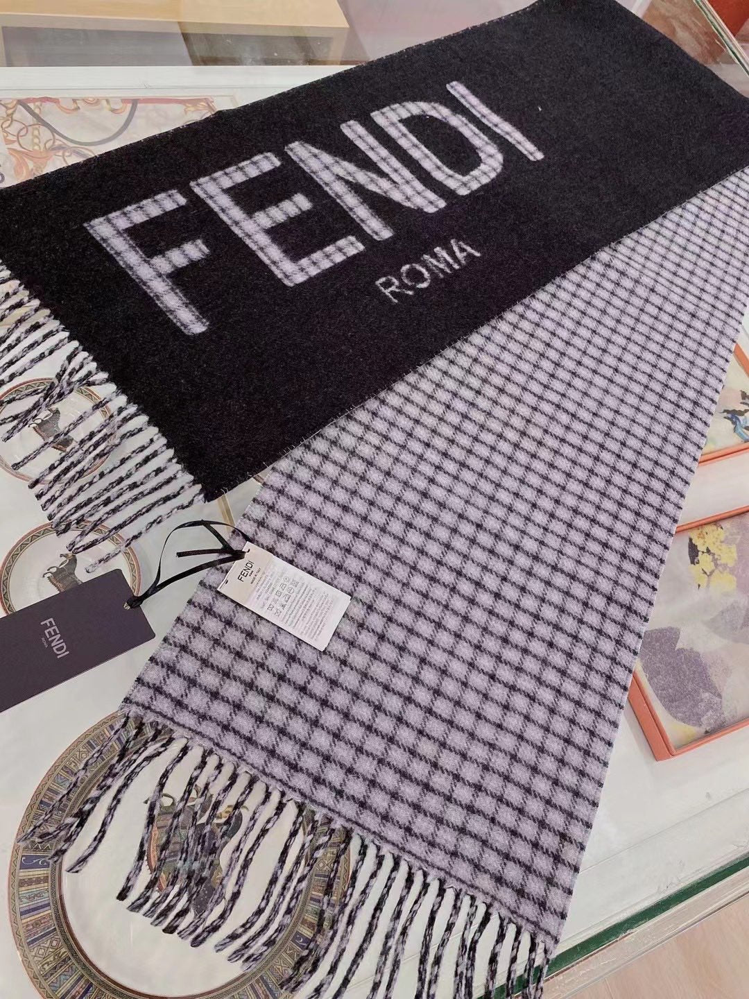 Luxury Fendi  Scarf 010