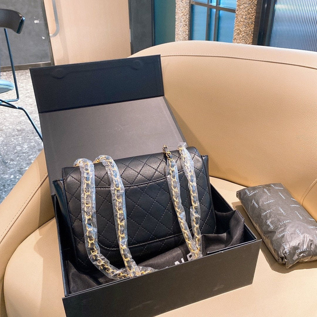 Designer Handbags Chanel 043