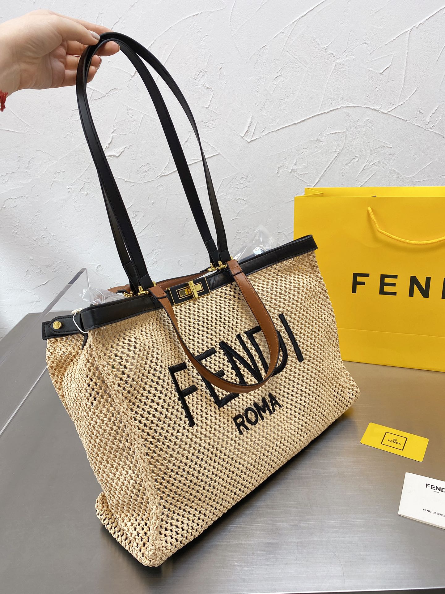 Luxury  Bags Fendi 114