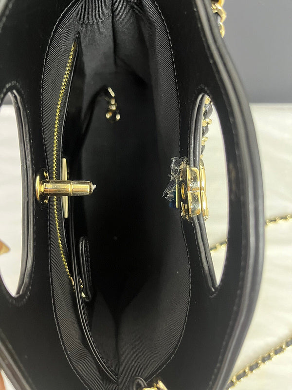 Chanel Bags - BG Bags - 2200