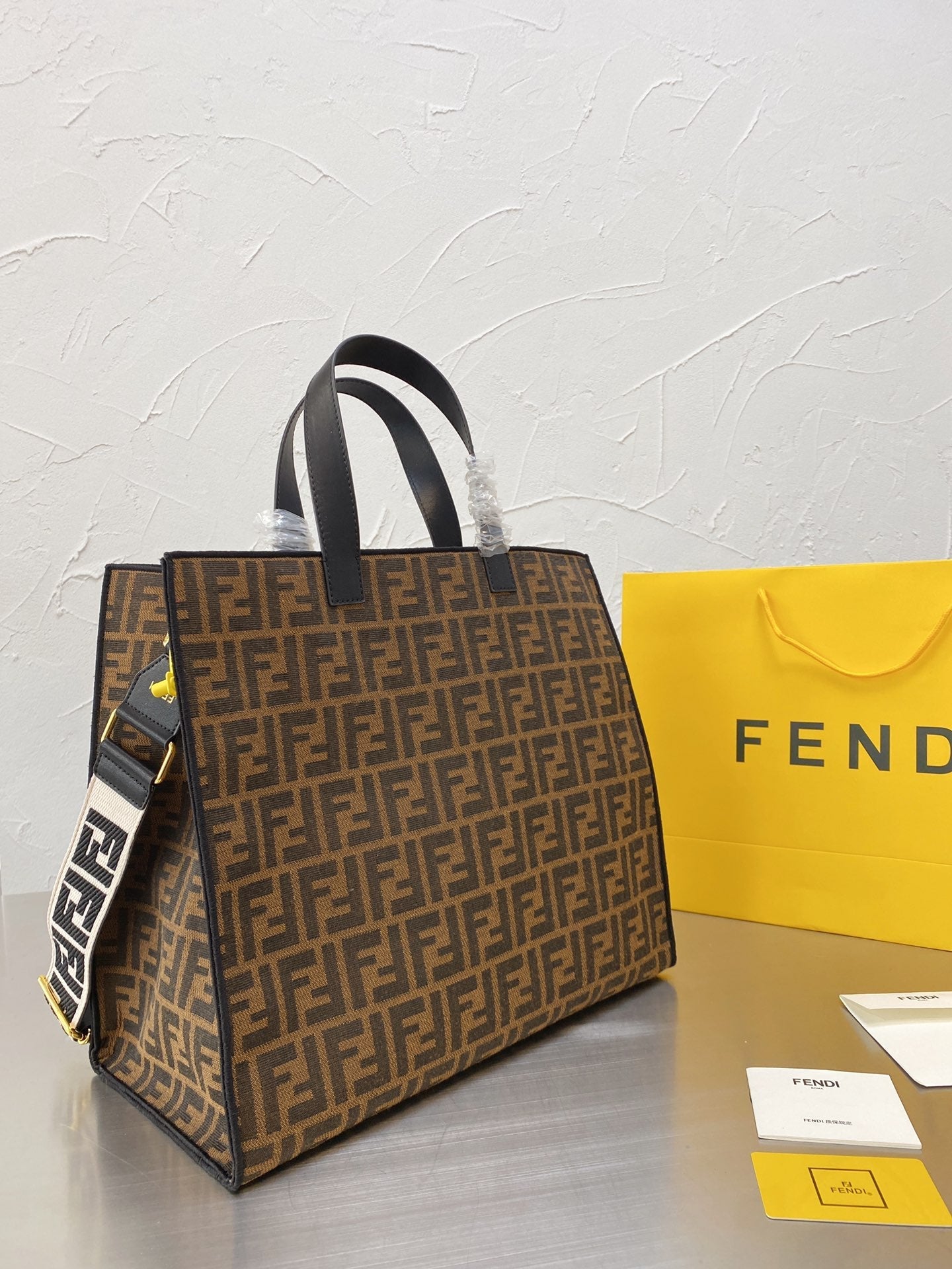 Luxury  Bags Fendi 138