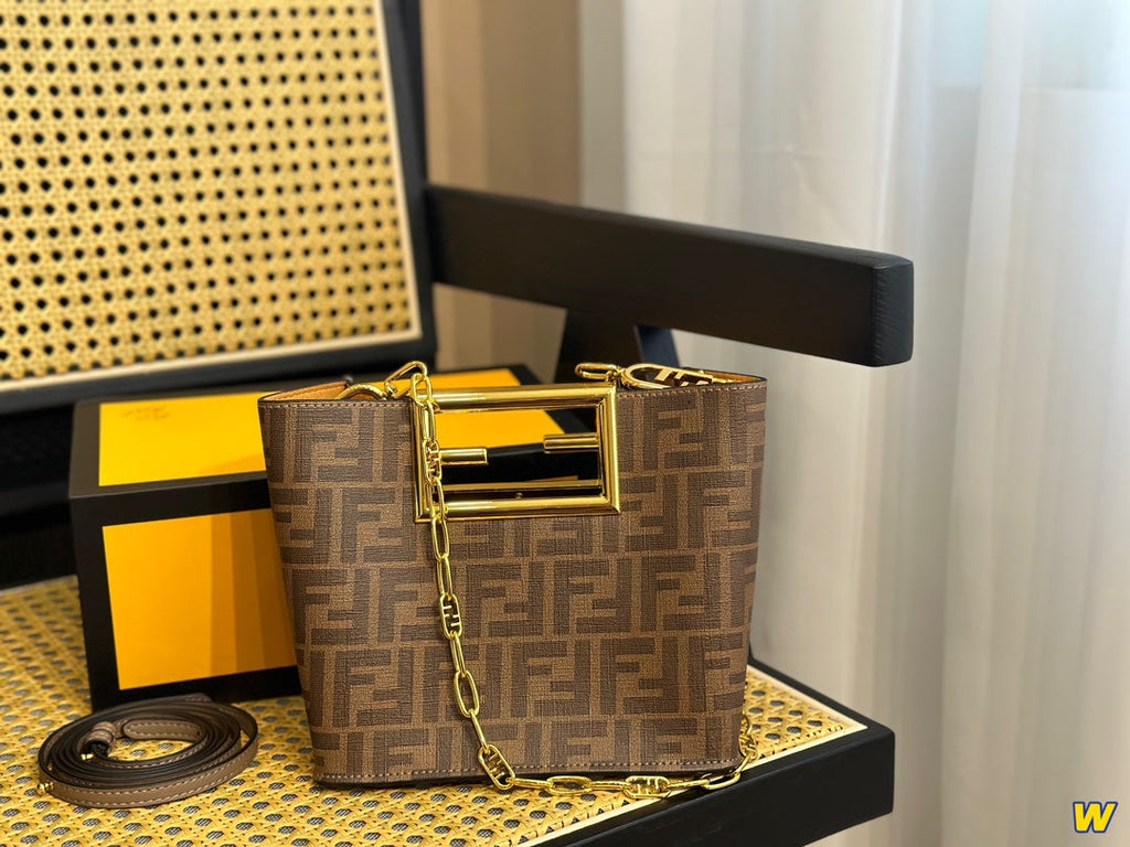 Luxury Bags Fendi 291