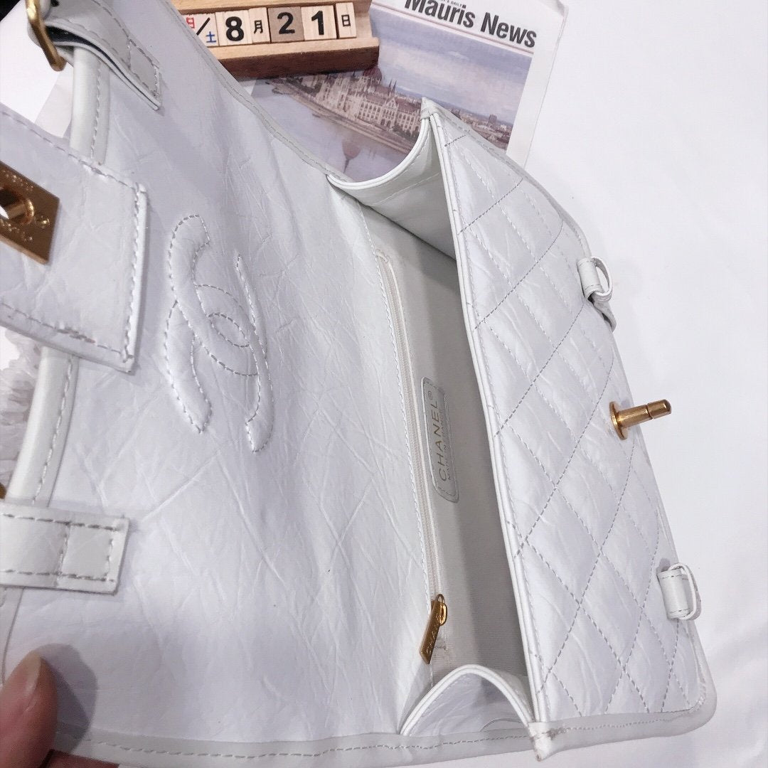 Designer Handbags Chanel 214