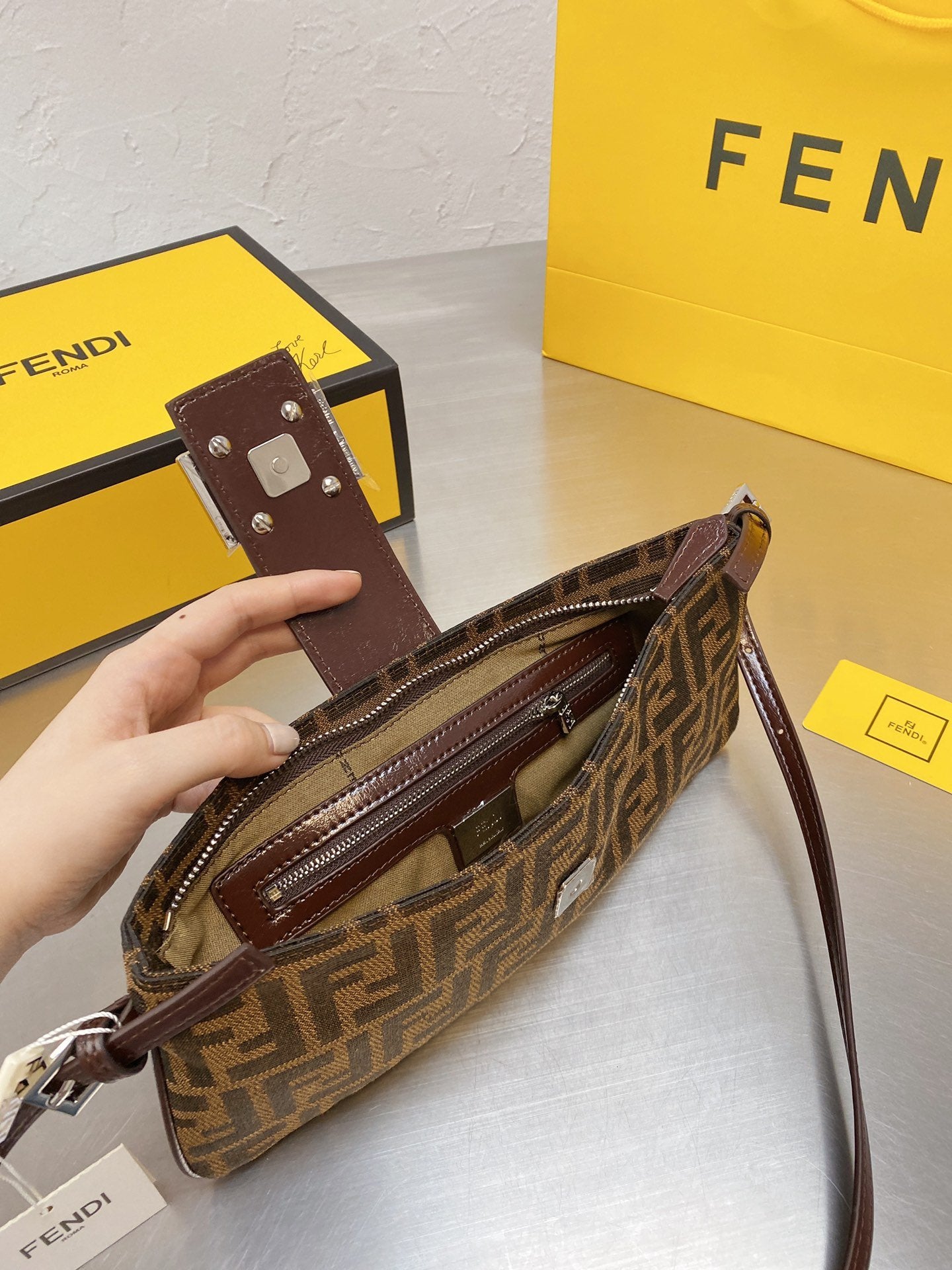 NEW Arrival Bags Fendi 113