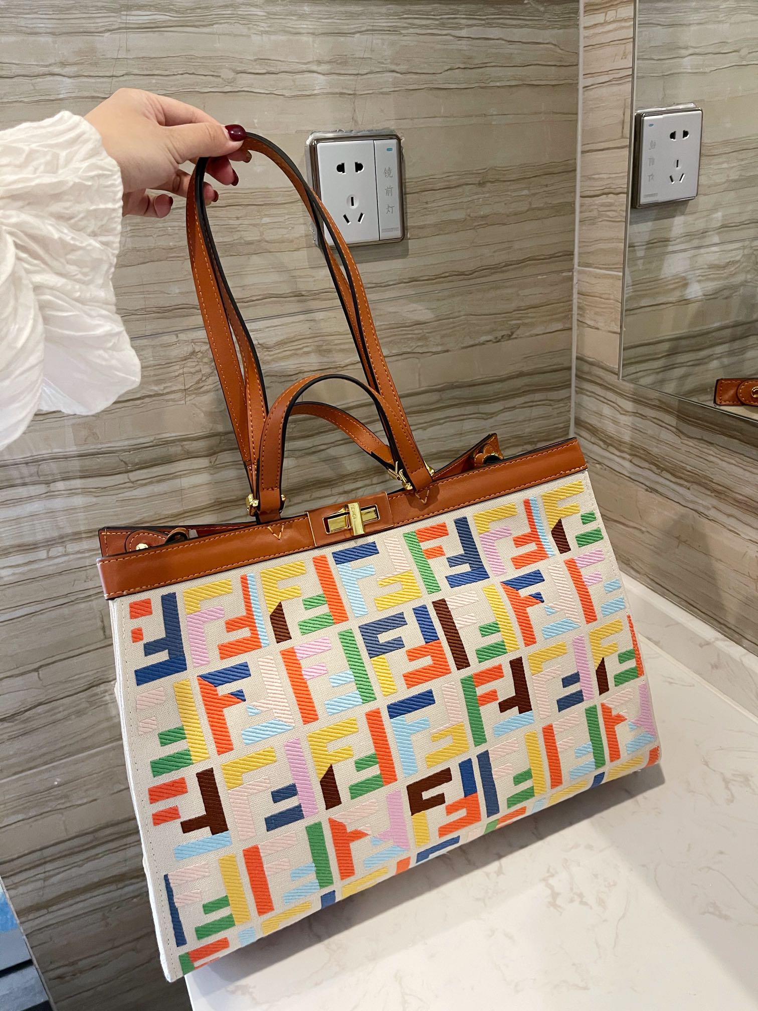 Luxury  Bags Fendi 141