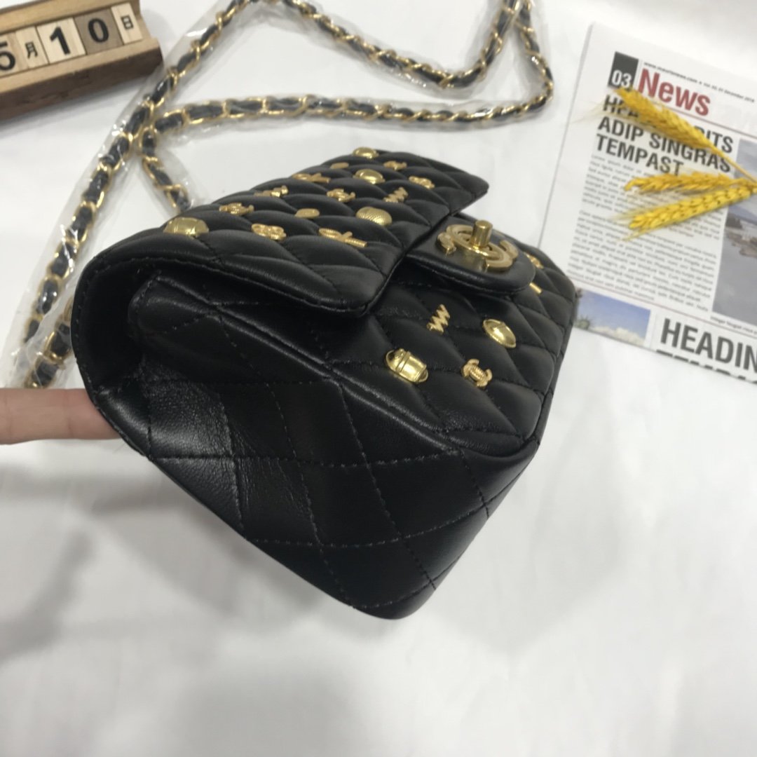 Designer Handbags Chanel 205