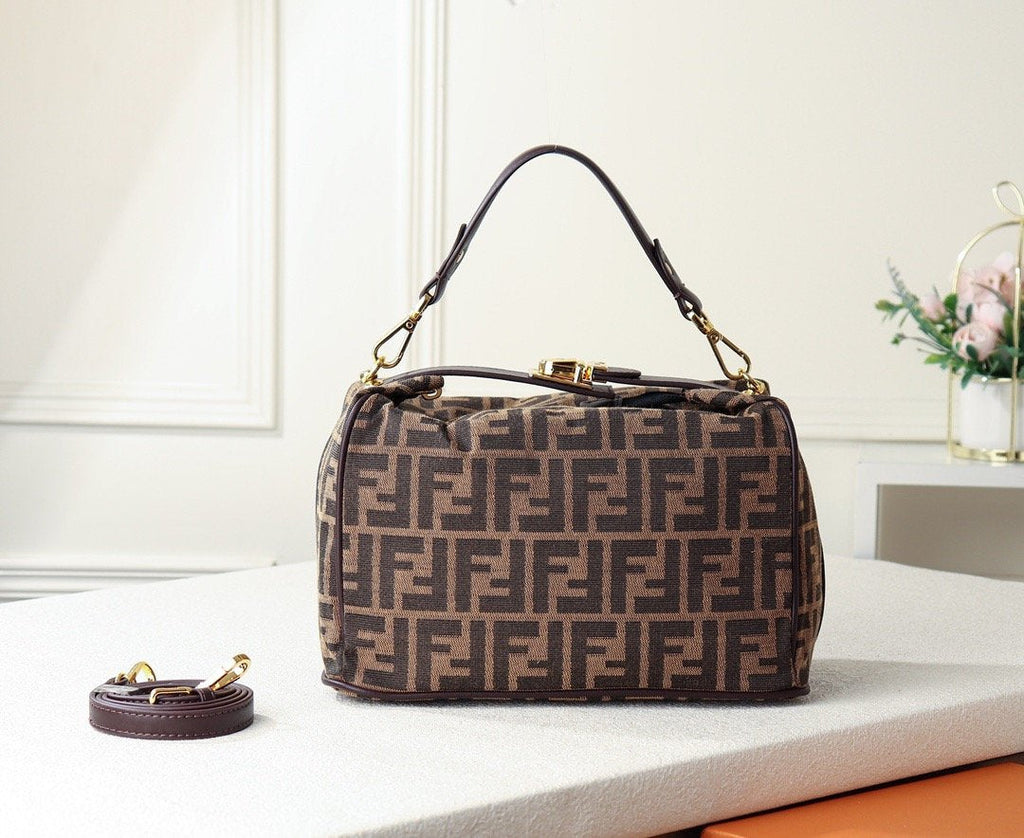 Designer Handbags Fendi 100