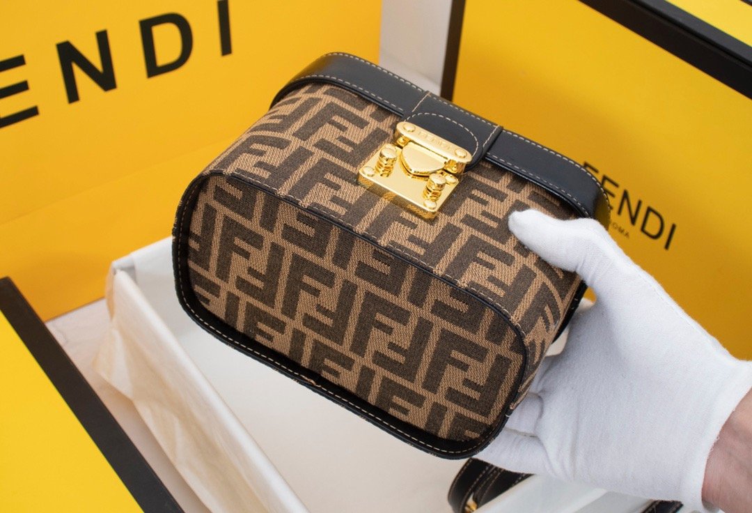 New Arrival Bags Fendi 023