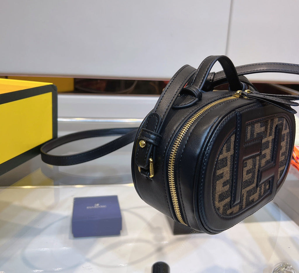 Luxury  Bags Fendi 242