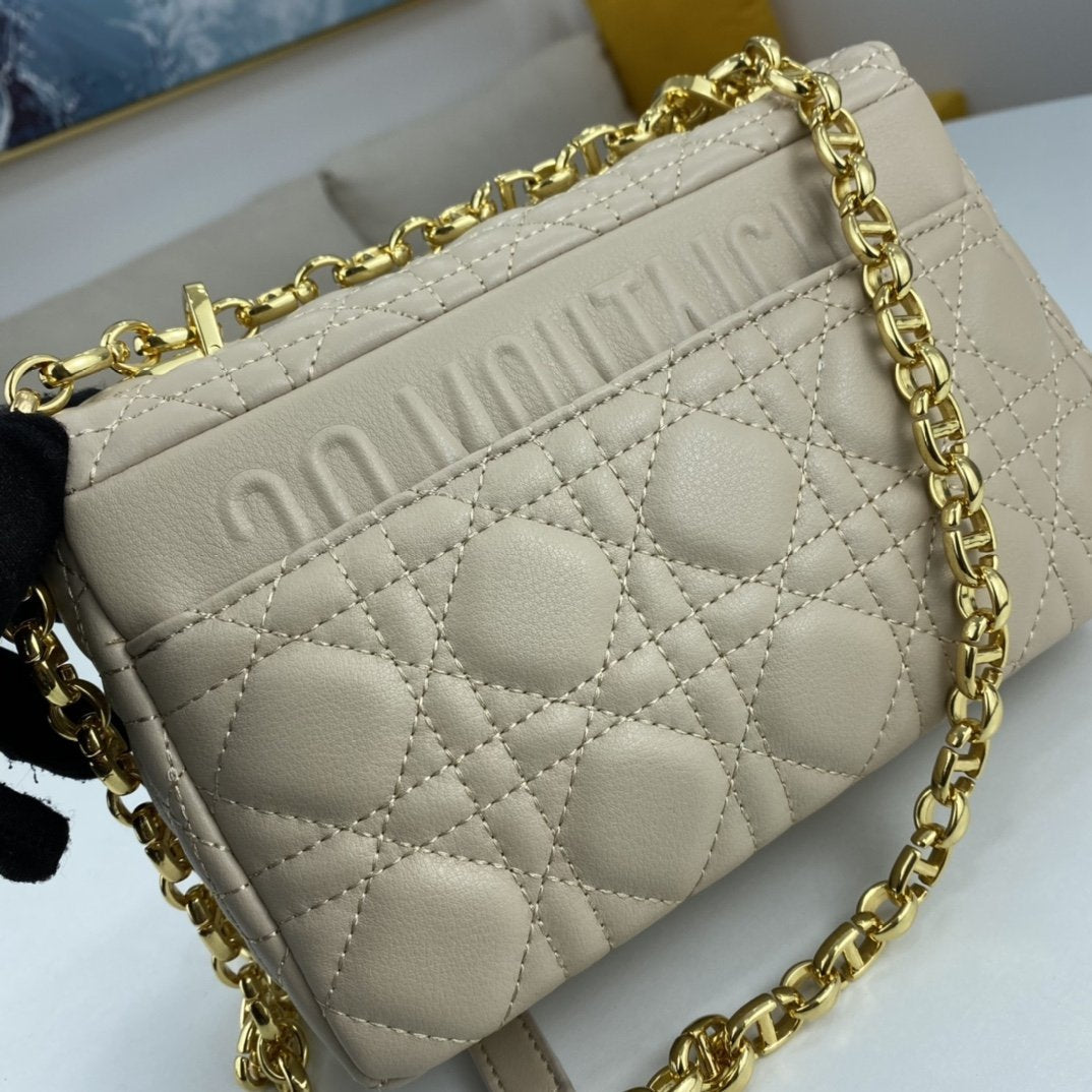 Designer Handbags dior 069