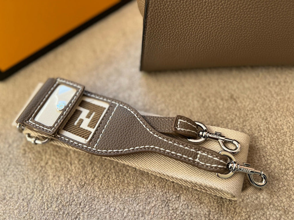 Luxury  Bags Fendi 249