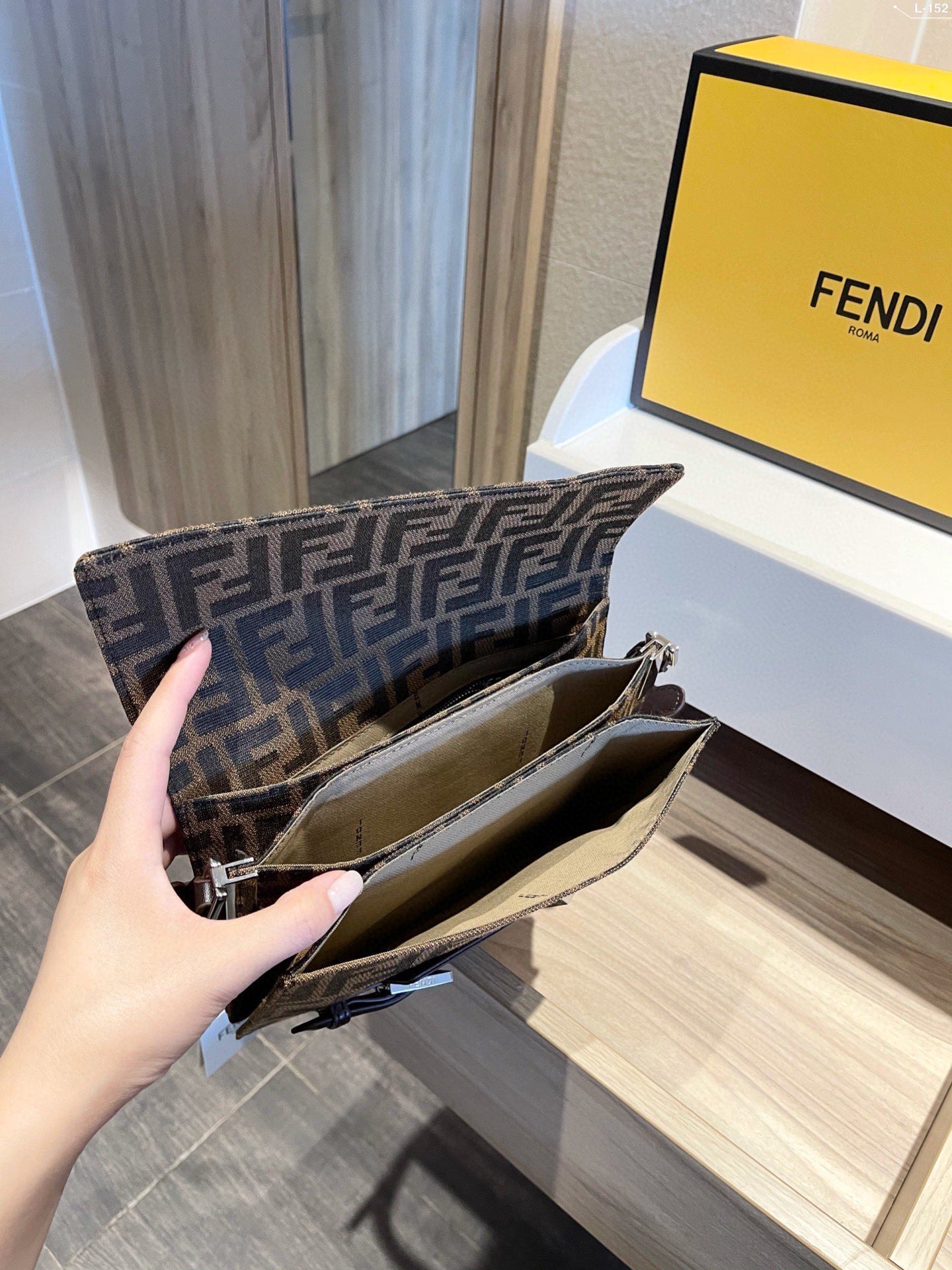 Luxury  Bags Fendi 211