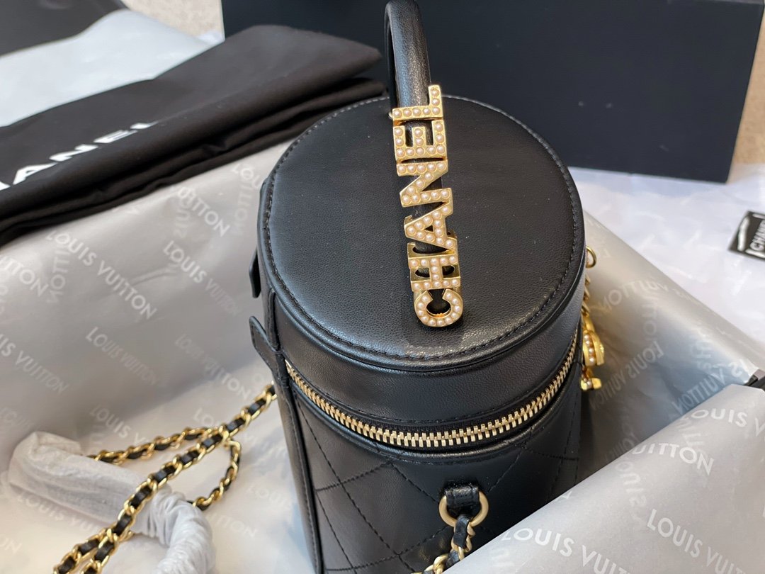 Designer Handbags Chanel 062