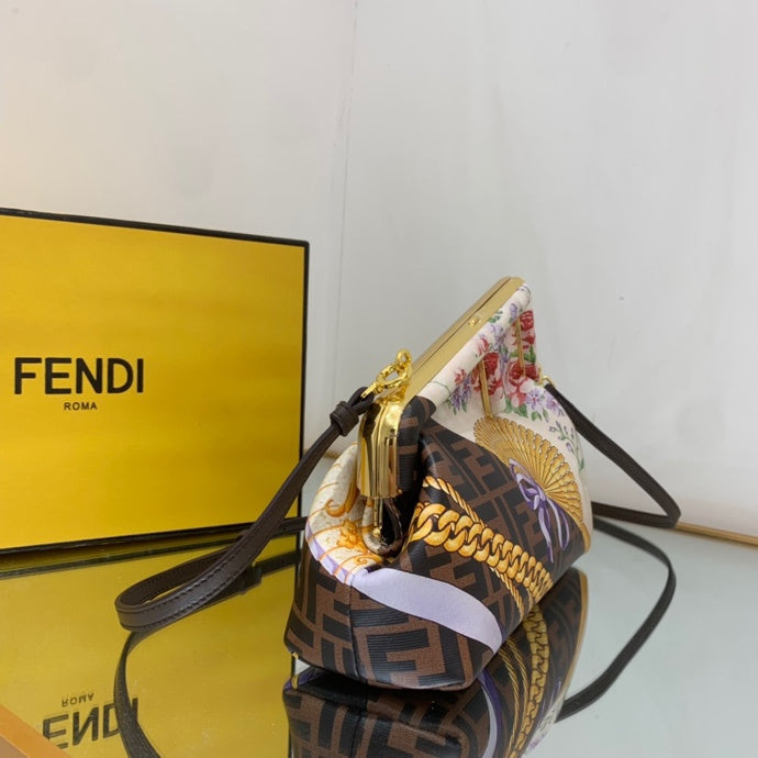 FDI - Bags District - 067