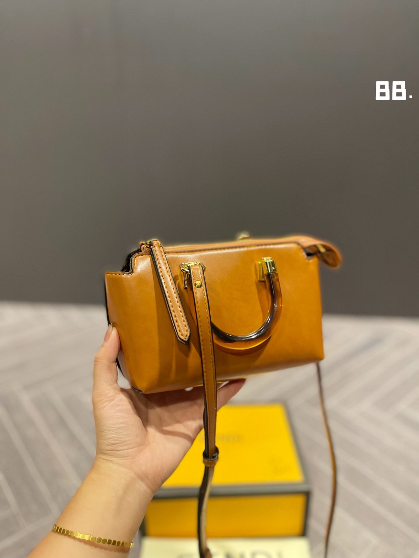 Luxury  Bags Fendi 270