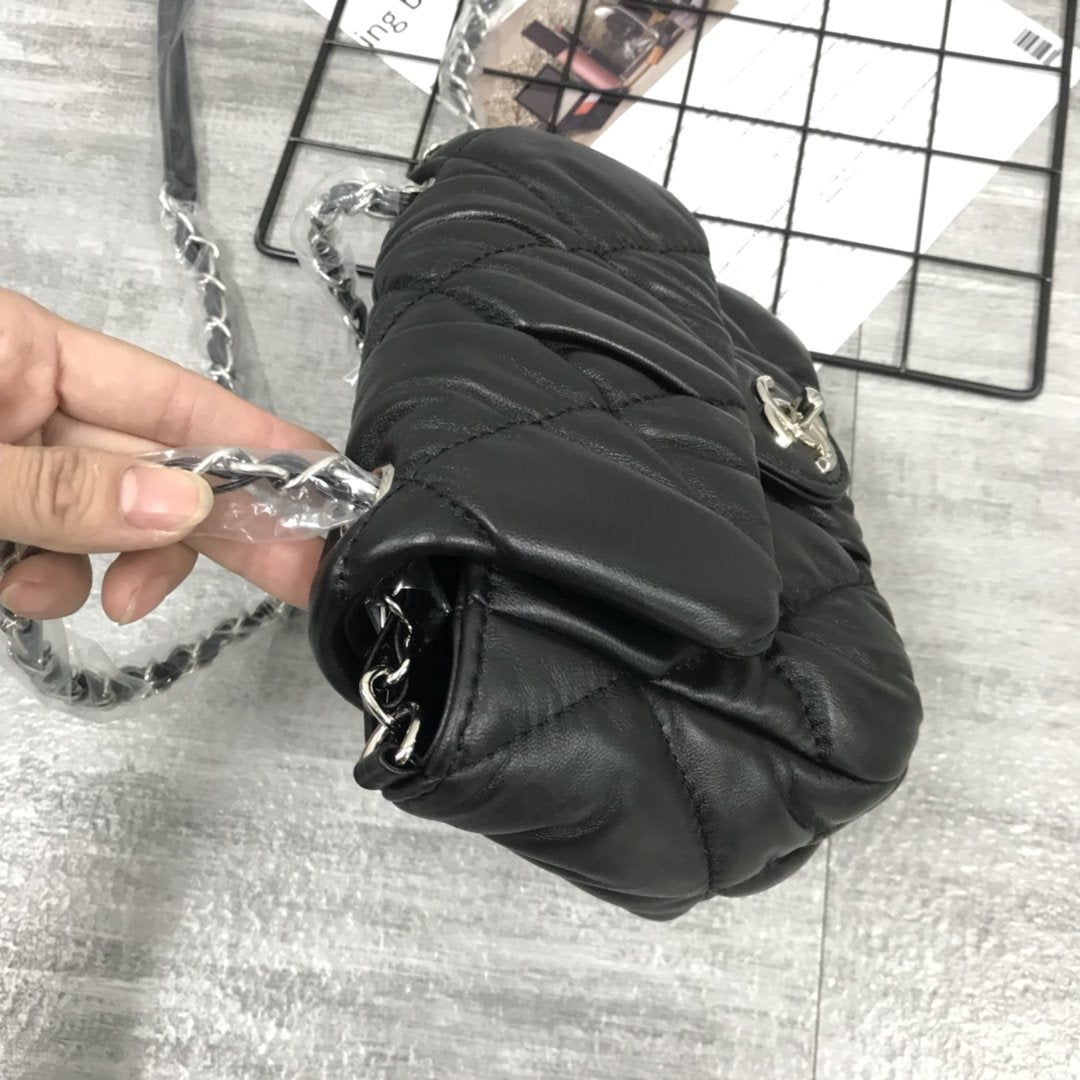Designer Handbags Chanel 194