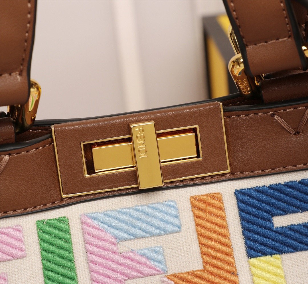 Designer Handbags Fendi 089