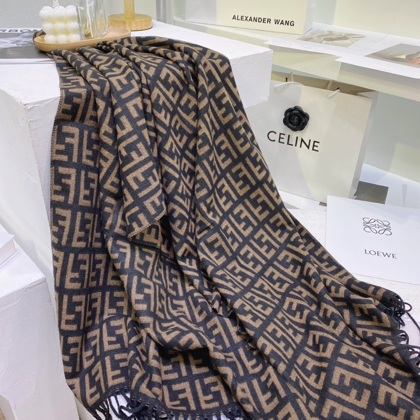 Luxury Fendi  Scarf 018