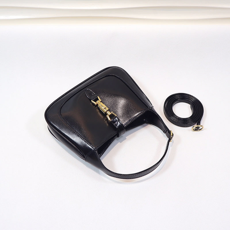GGG - Bags District - 005
