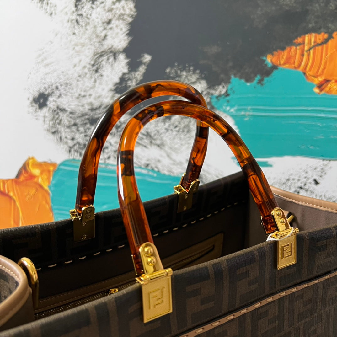 Luxury  Bags Fendi 261