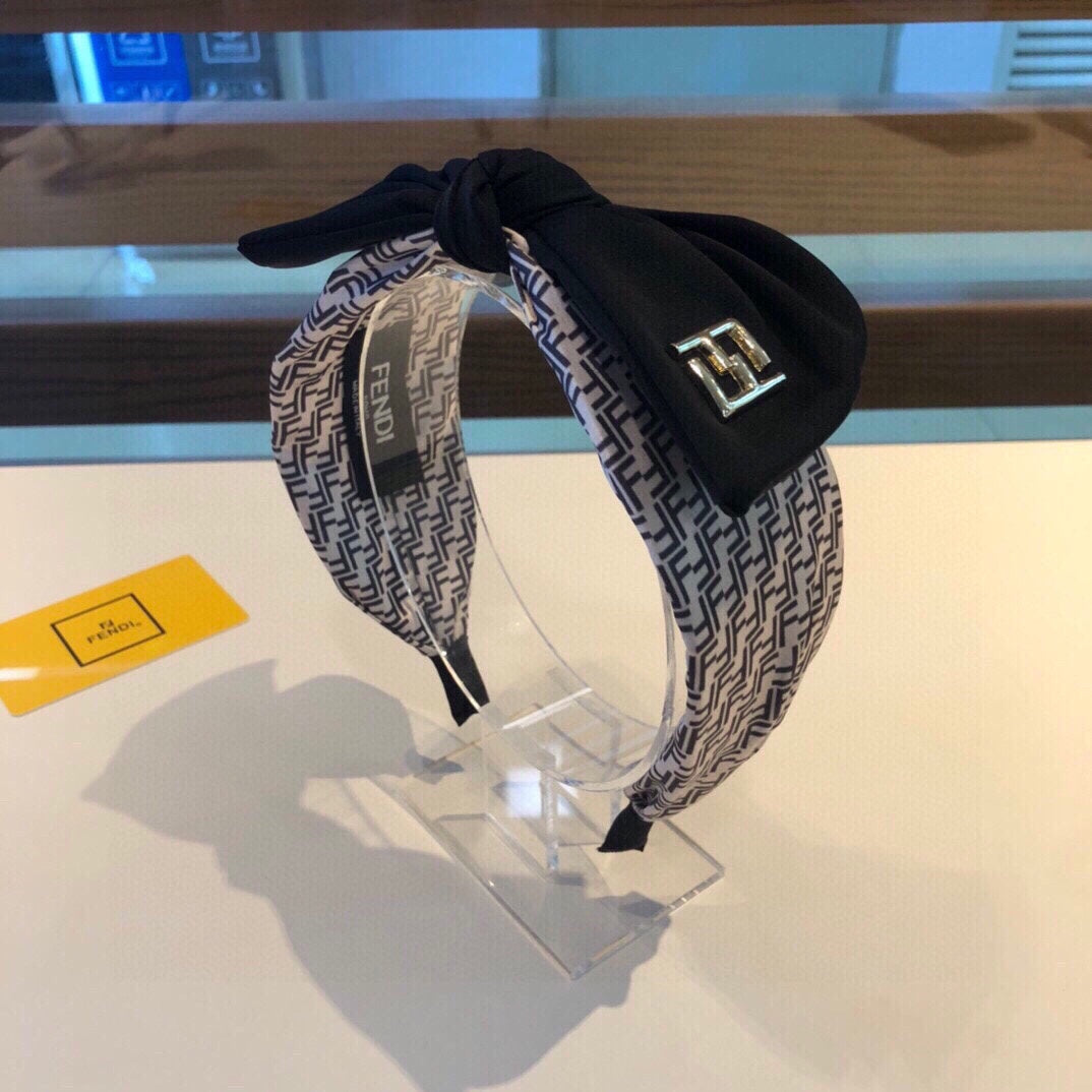 Luxury Hair Band Fendi 051
