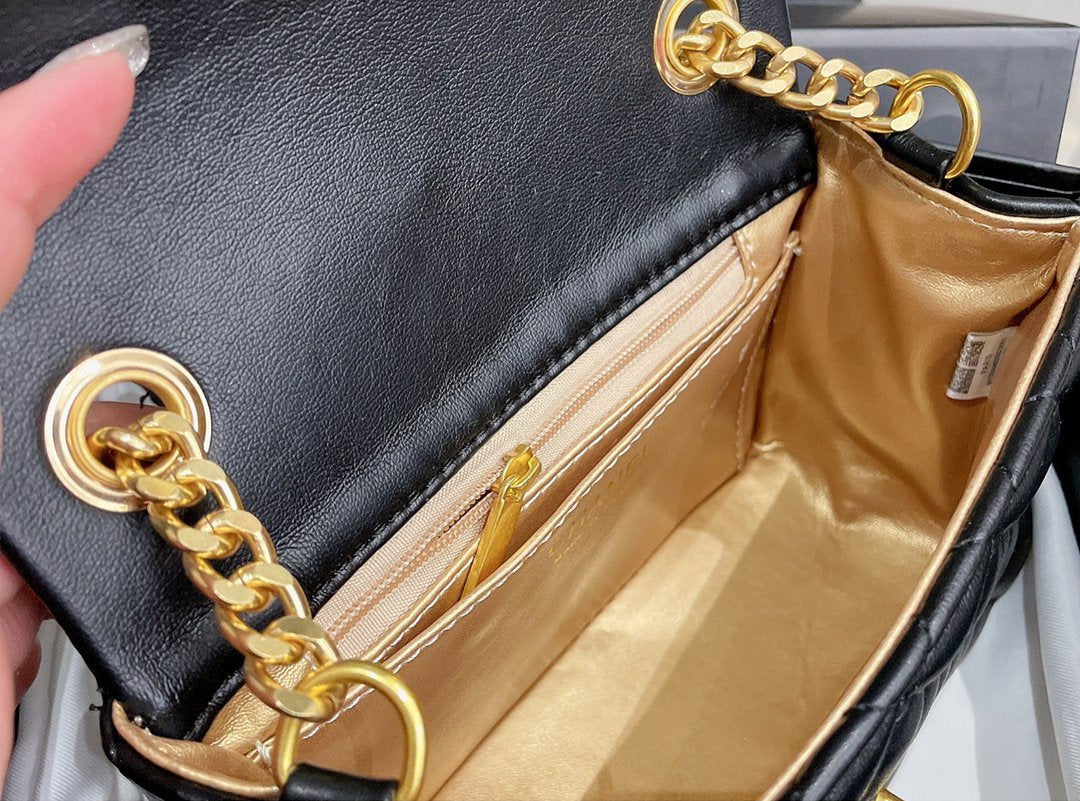 Designer Handbags Chanel 051