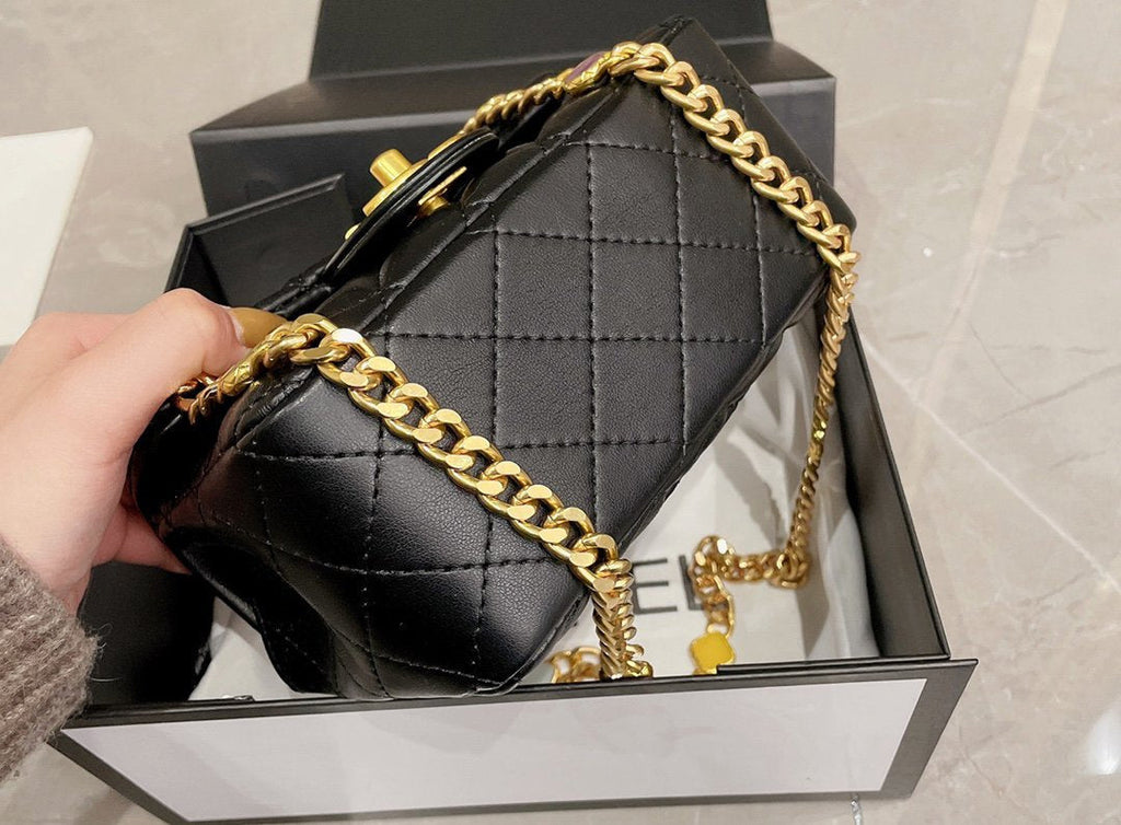 Designer Handbags Chanel 051