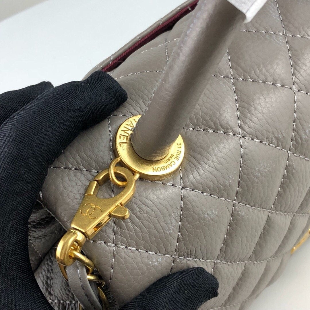 Designer Handbags Chanel 216