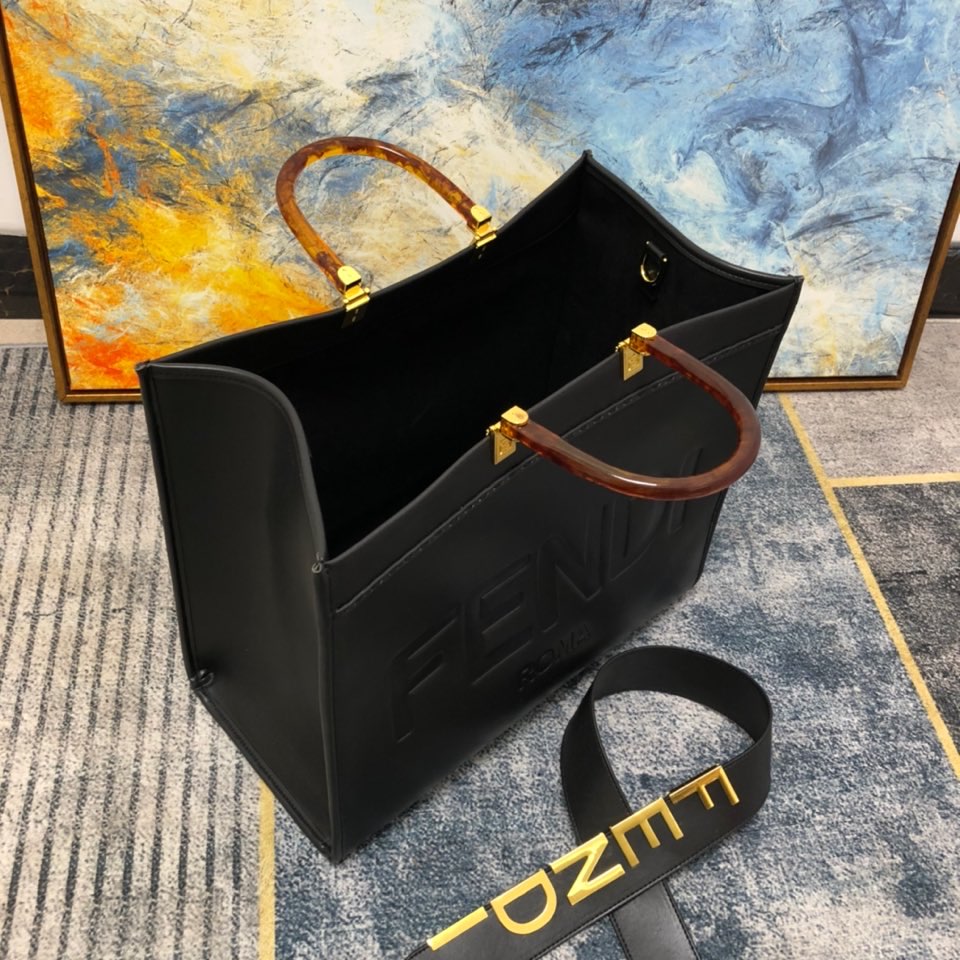 Luxury  Bags Fendi 260