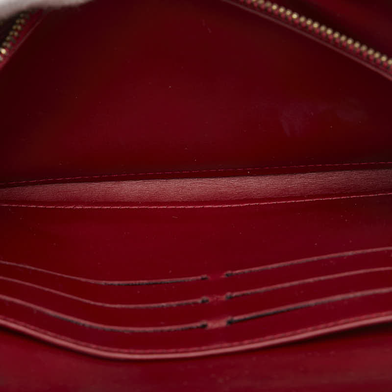 Louis Vuitton Sarah Long Wallet in Vernis Red M93530