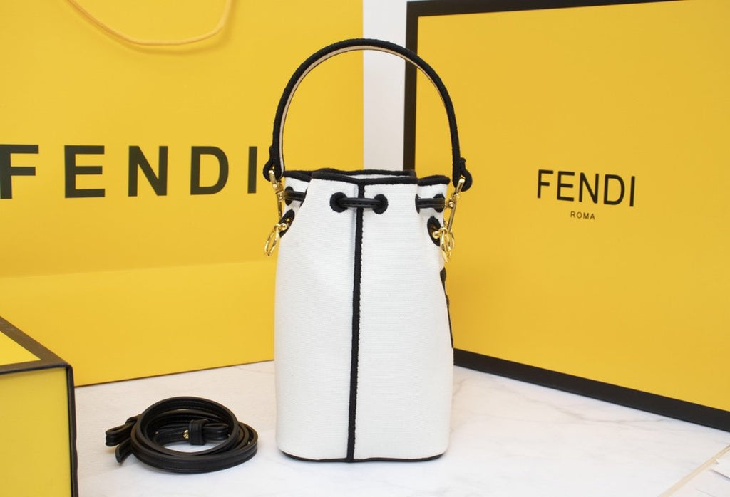 Designer Handbags Fendi 050