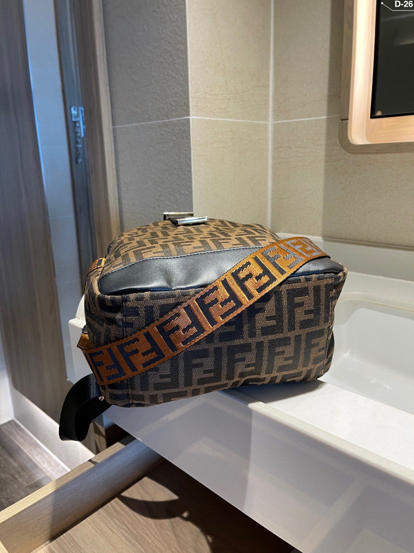 Luxury  Bags Fendi 225