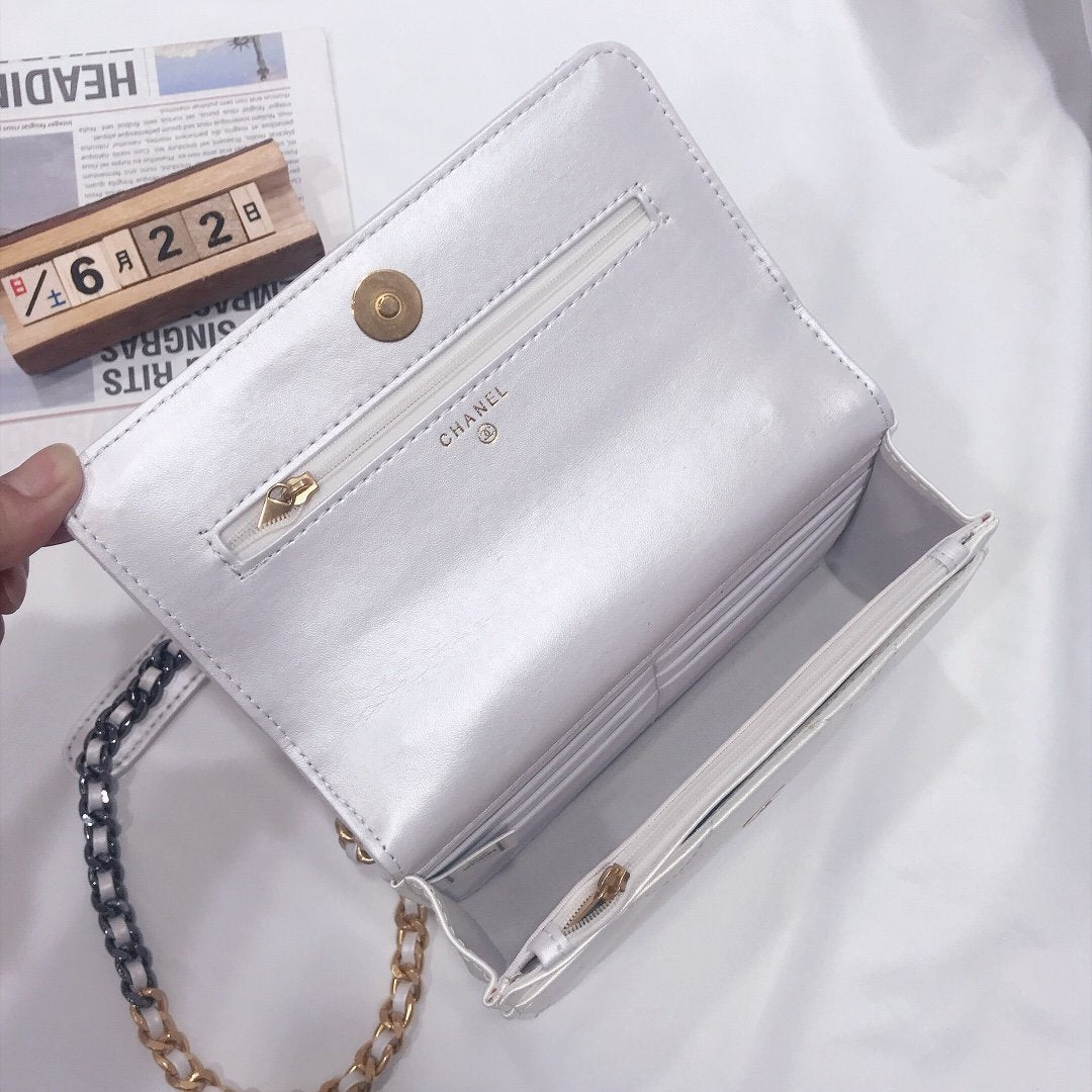 Designer Handbags Chanel 204