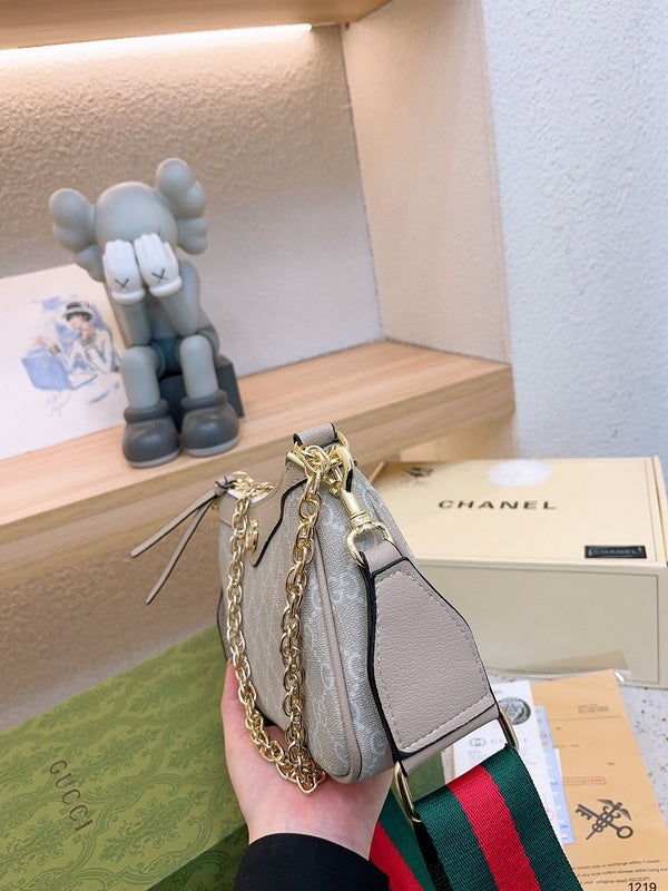 Luxury - Gucci Bags - 128