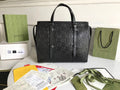 Gucci   Luxury Bags  1064