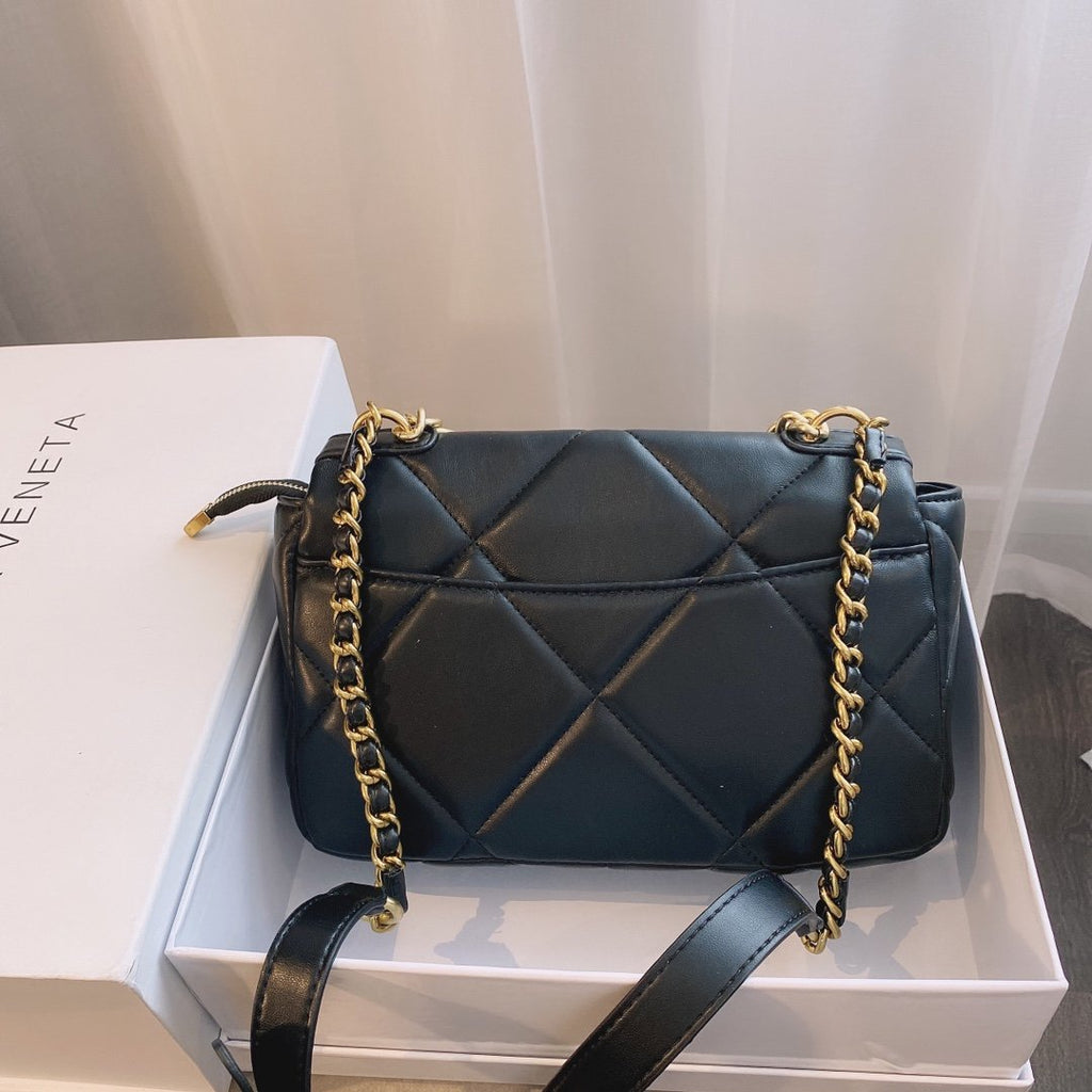 Designer Handbags Chanel 064