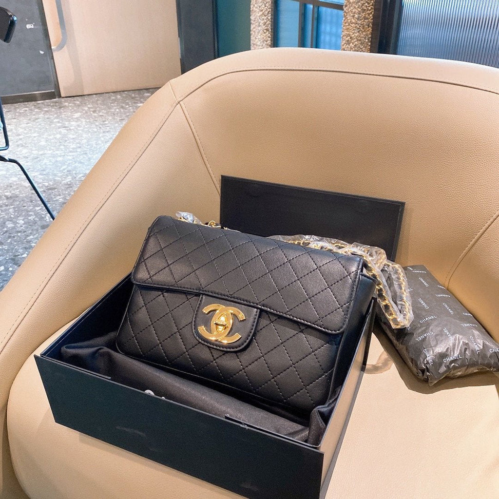 Designer Handbags Chanel 043