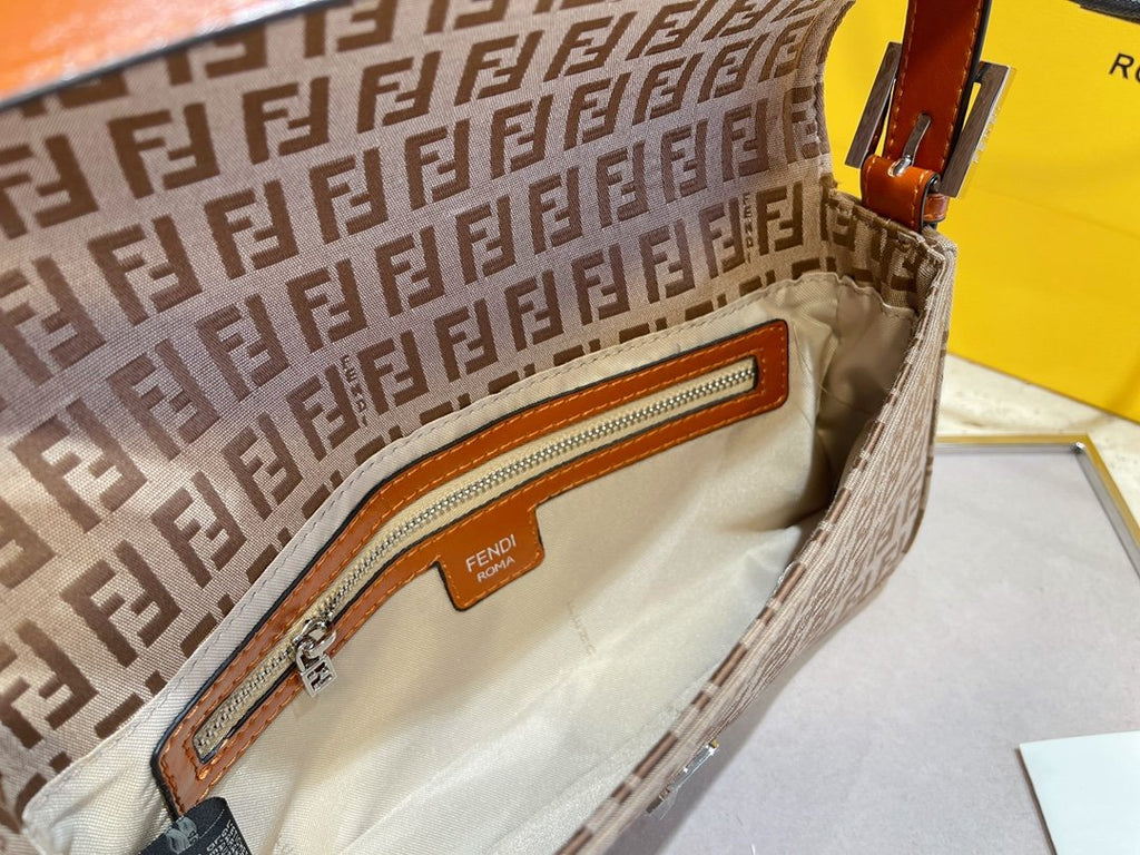 Luxury  Bags Fendi 127