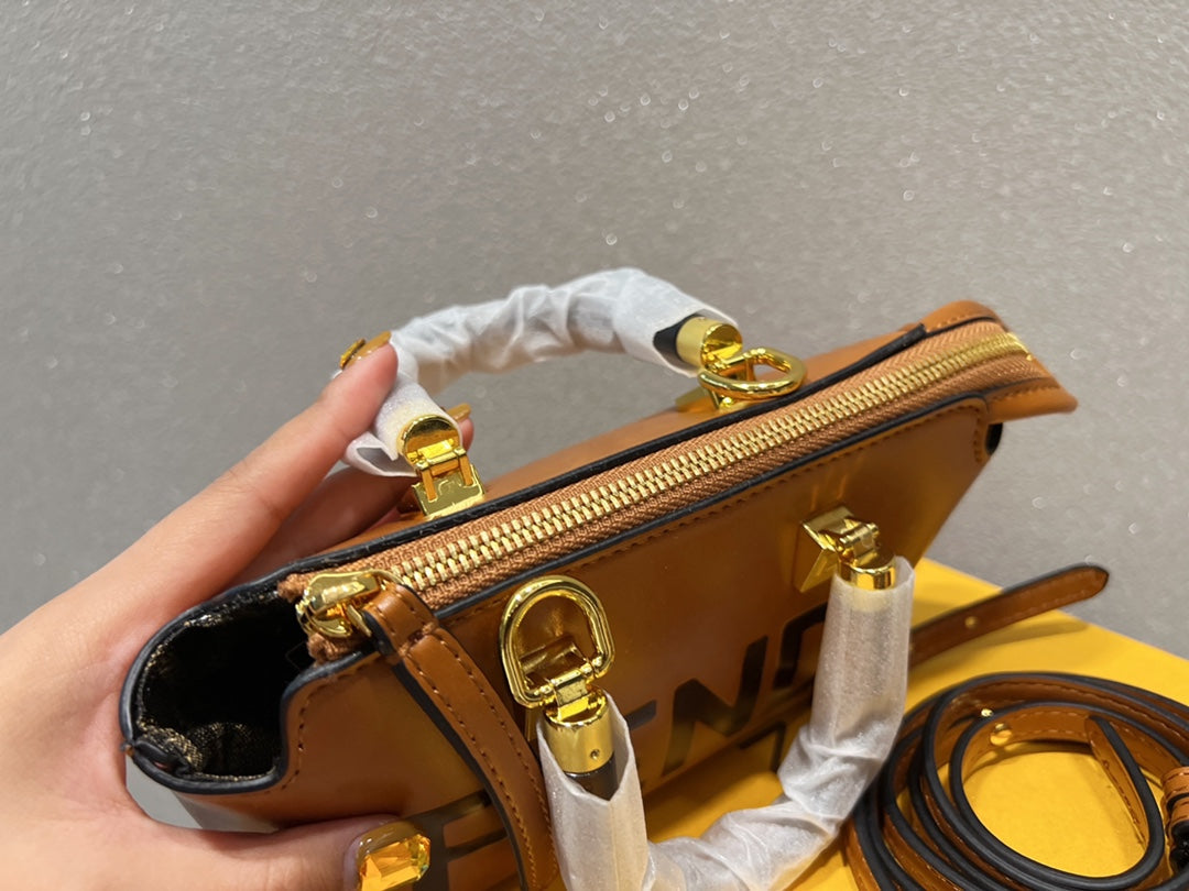 Luxury  Bags Fendi 275