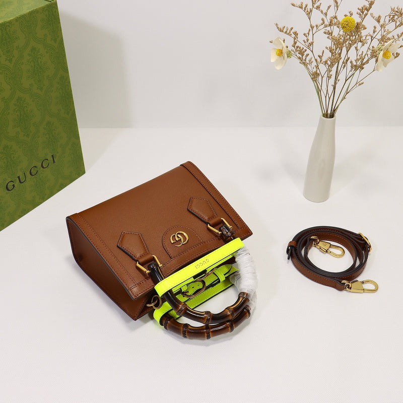 GGG - Bags District - 025