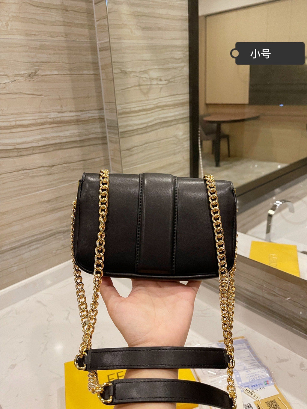 Luxury  Bags Fendi 214