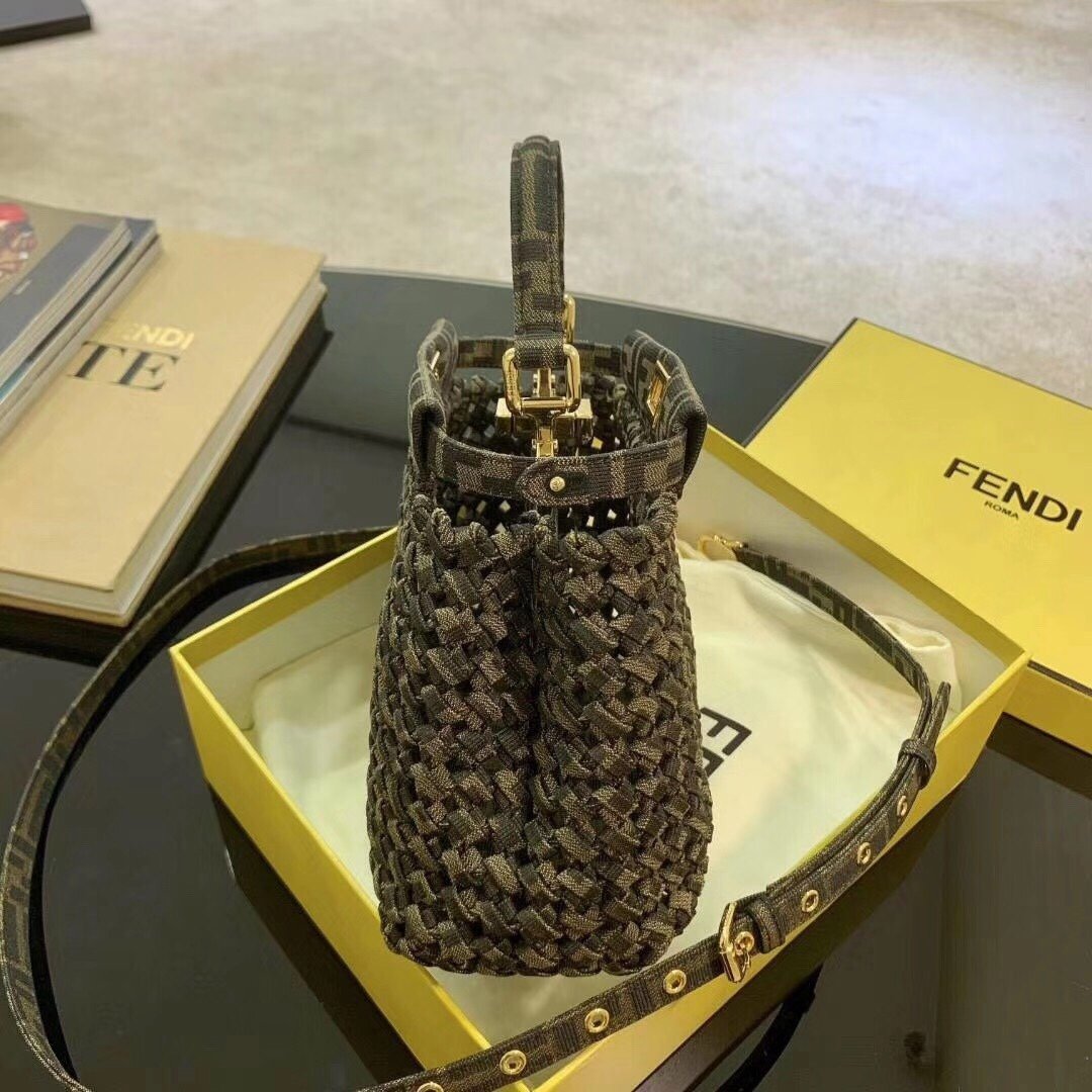 Luxury  Bags Fendi 181
