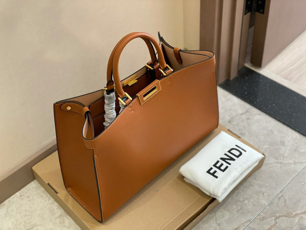Luxury  Bags Fendi 143