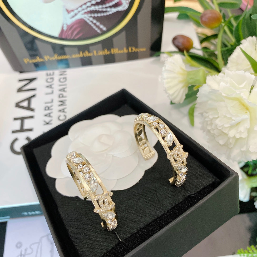 BG - Holiday Earring chanel 006