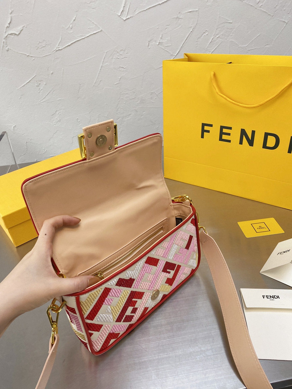 Luxury  Bags Fendi 119