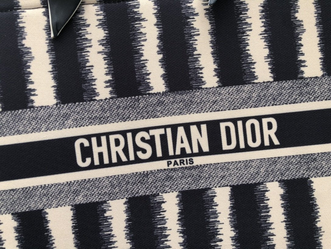 Designer Handbags dior 225