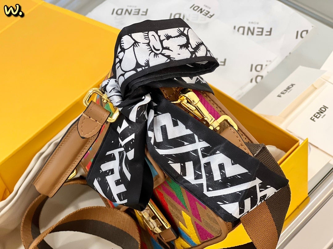 Luxury  Bags Fendi 239