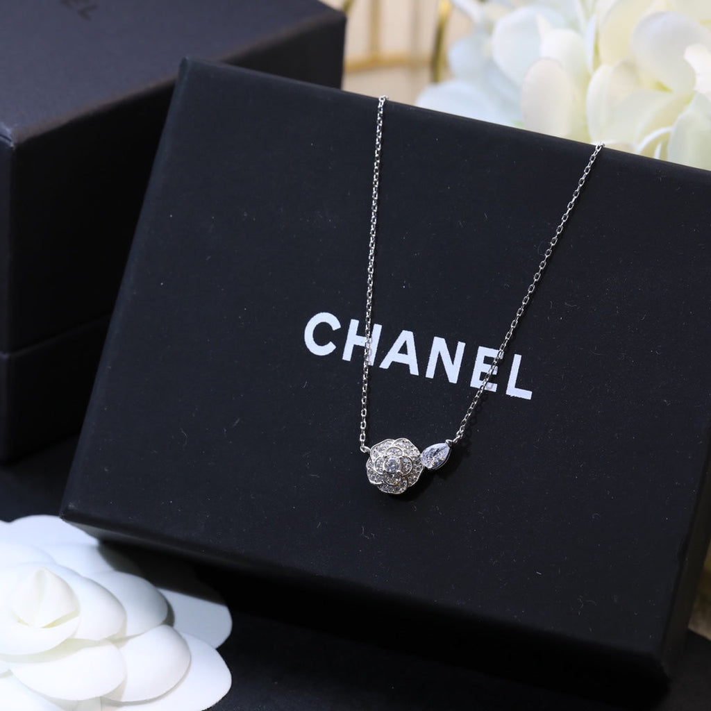 BL -High Quality Necklace chanel007
