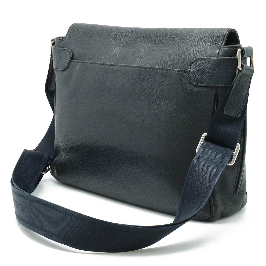 LOUIS VUITTON Louis Vuitton Tiger Roman MM Holder Bag Messengers Bag Men's Boreal Dwarf Dark Navi M32624